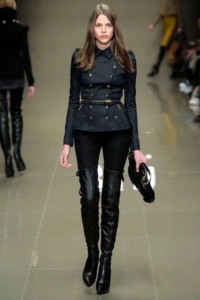 Look 36